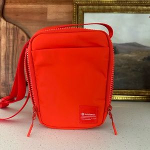 Lululemon crossbody